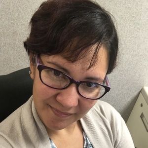 Meet your Posher, Melissa